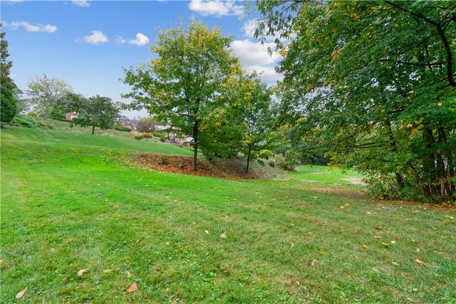 200 Demar Blvd, North Strabane, PA 15317