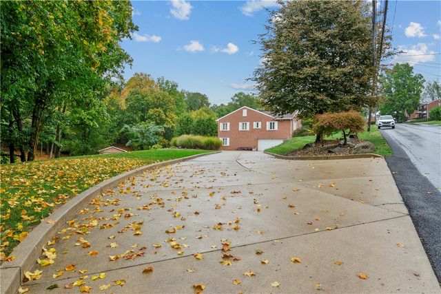 200 Demar Blvd, North Strabane, PA 15317