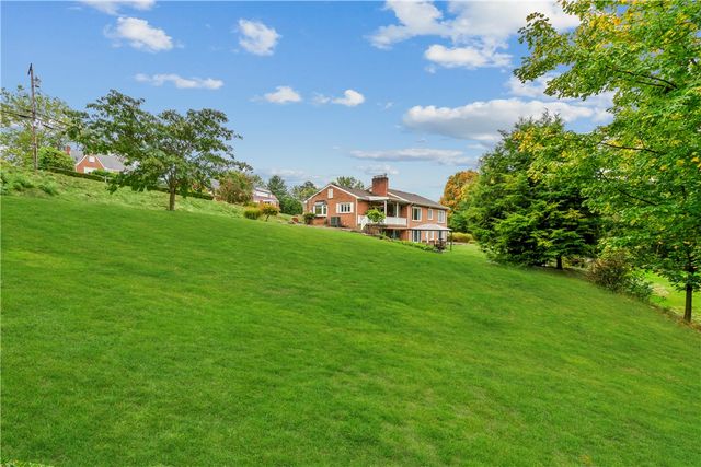 200 Demar Blvd, North Strabane, PA 15317