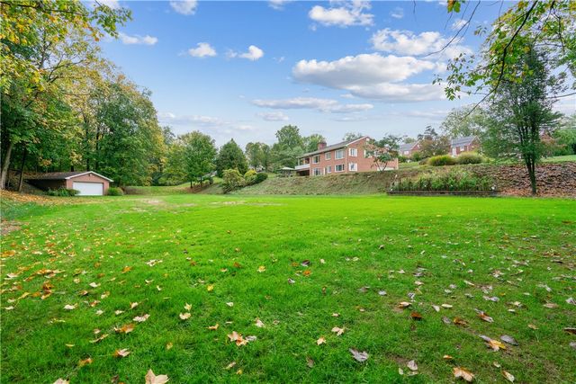 200 Demar Blvd, North Strabane, PA 15317