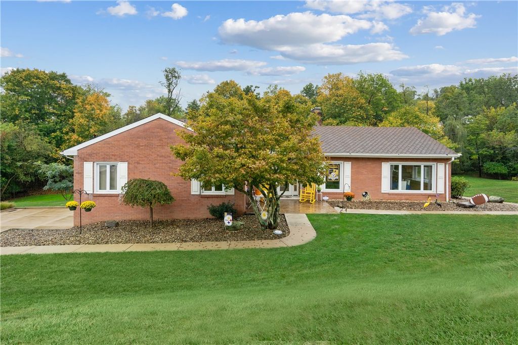 200 Demar Blvd, North Strabane, PA 15317