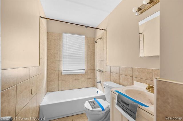 18220 Stout Street, Detroit, MI 48219