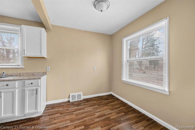 18220 Stout Street, Detroit, MI 48219