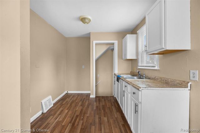 18220 Stout Street, Detroit, MI 48219