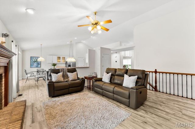 4306 Mahogany Lane, Belleville, IL 62226