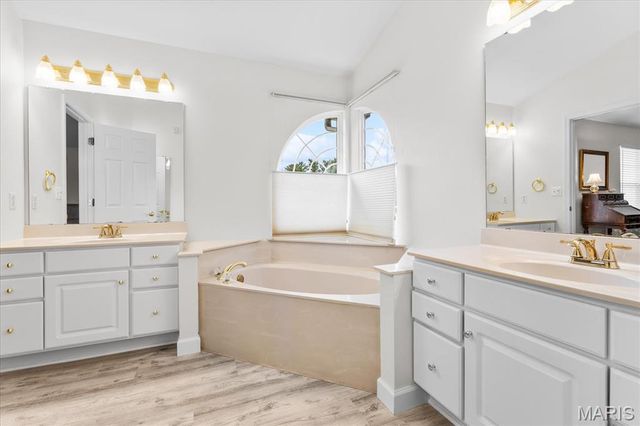 4306 Mahogany Lane, Belleville, IL 62226
