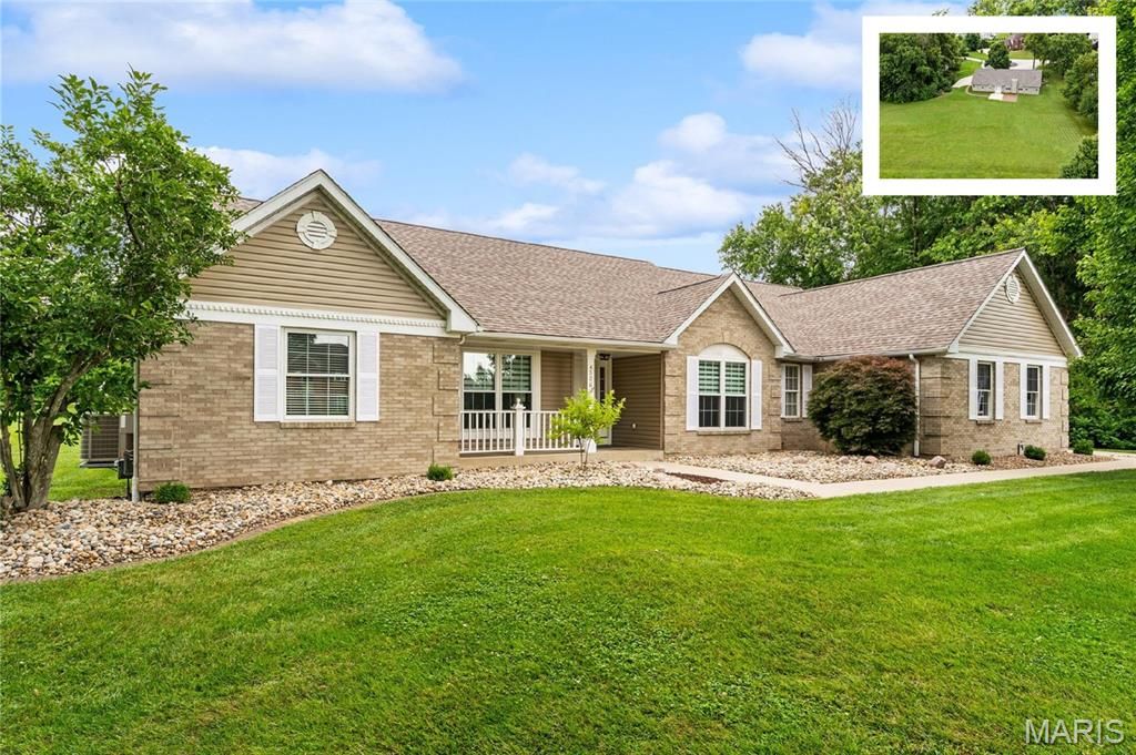 4306 Mahogany Lane, Belleville, IL 62226