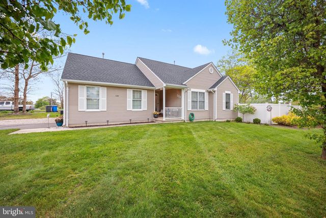 120 ALBATROSS AVENUE, Manahawkin, NJ 08050
