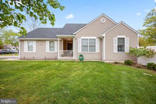120 ALBATROSS AVENUE, Manahawkin, NJ 08050