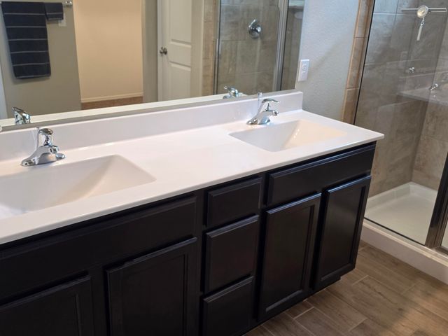 1765 W Valle Vista Road NW, Los Lunas, NM 87031