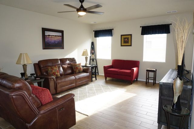 1765 W Valle Vista Road NW, Los Lunas, NM 87031