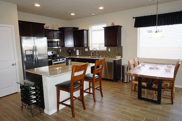 1765 W Valle Vista Road NW, Los Lunas, NM 87031
