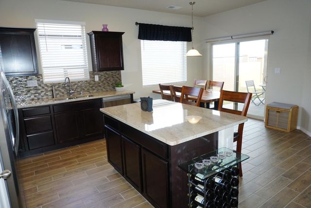 1765 W Valle Vista Road NW, Los Lunas, NM 87031