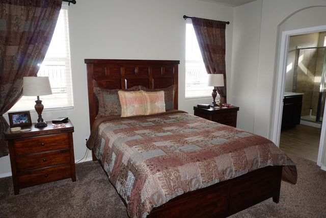 1765 W Valle Vista Road NW, Los Lunas, NM 87031