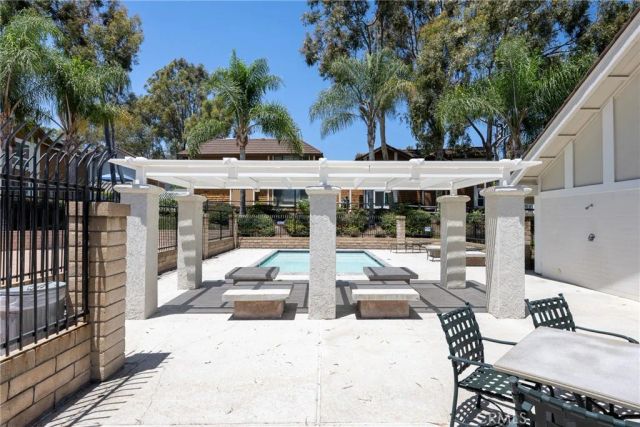 25885 Trabuco 172, Lake Forest, CA 92630