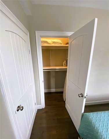 3 Bull Street 2, Newport, RI 02840