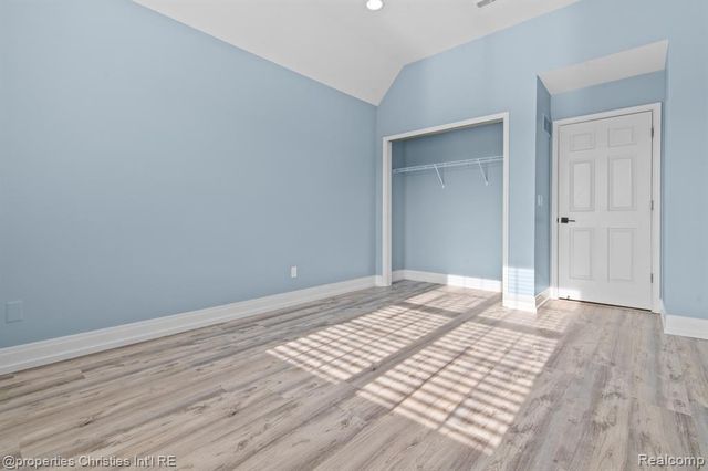 26328 Fieldstone Drive, Novi, MI 48374