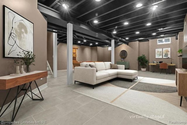 26328 Fieldstone Drive, Novi, MI 48374