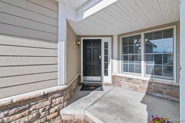 26328 Fieldstone Drive, Novi, MI 48374