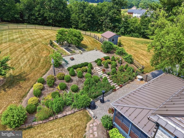3646 MEADOW VIEW RD, Manheim, PA 17545