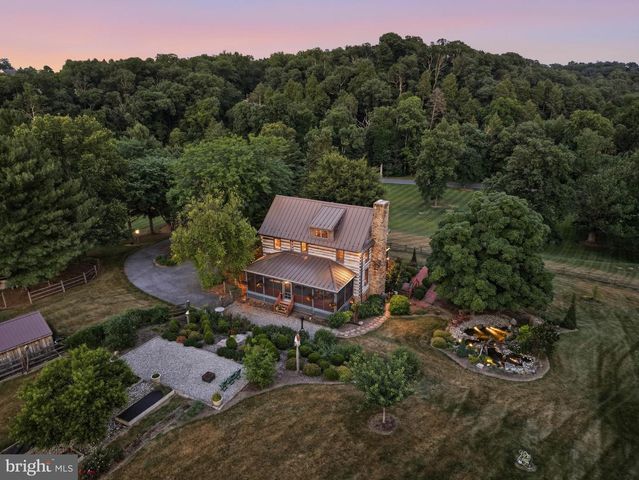 3646 MEADOW VIEW RD, Manheim, PA 17545