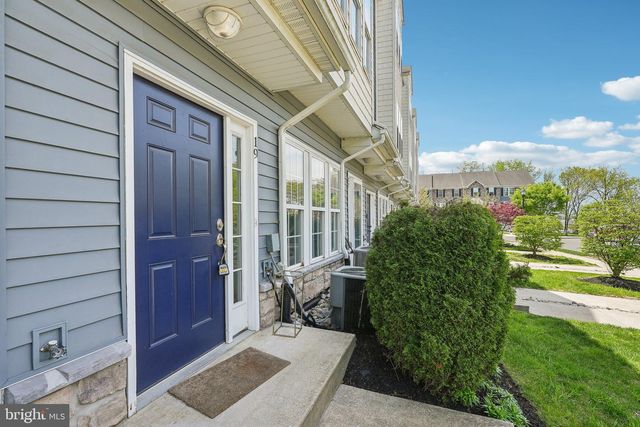 19 FOX COURT, Riverside, NJ 08075