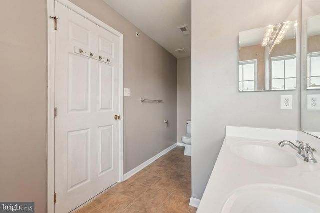 19 FOX COURT, Riverside, NJ 08075