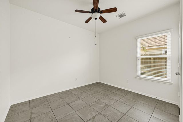 12915 Palm Leaf Court, Houston, TX 77044