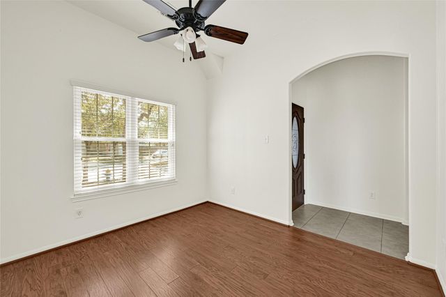12915 Palm Leaf Court, Houston, TX 77044