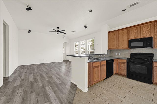 12915 Palm Leaf Court, Houston, TX 77044