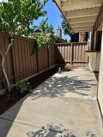 2400 Horizon Ln 147, Antioch, CA 94509