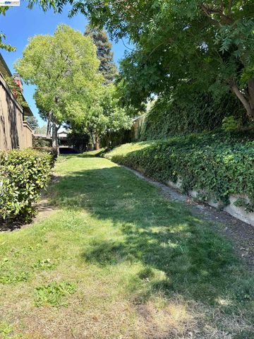 2400 Horizon Ln 147, Antioch, CA 94509