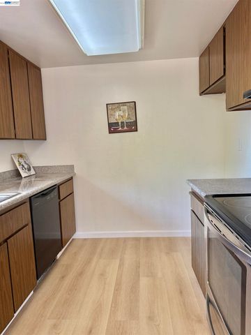 2400 Horizon Ln 147, Antioch, CA 94509