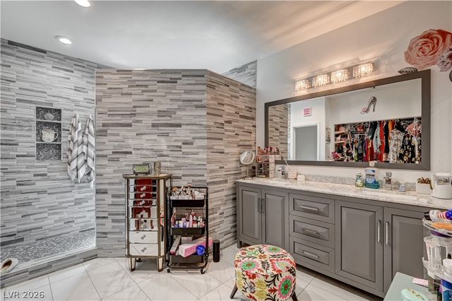 3910 Crooked Oak Street, North Las Vegas, NV 89032