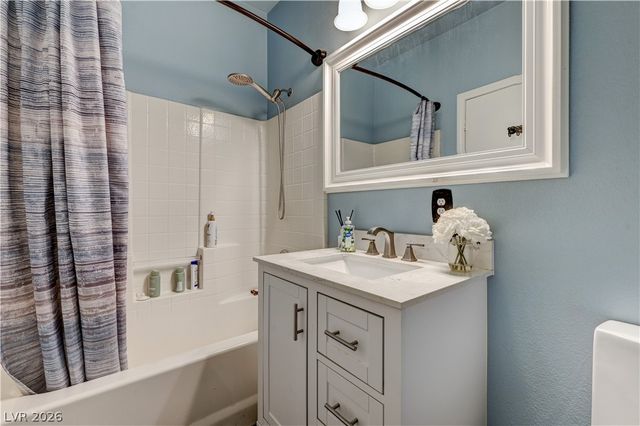 3910 Crooked Oak Street, North Las Vegas, NV 89032
