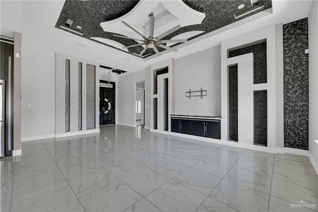 1102 W Pear Avenue, Pharr, TX 78577
