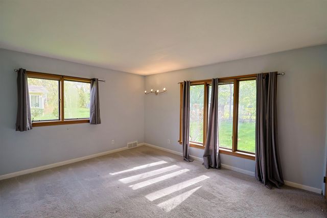 4502 Concord Street, Midland, MI 48642