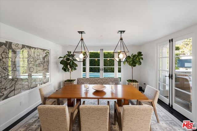 329 S Roxbury Drive, Beverly Hills, CA 90212