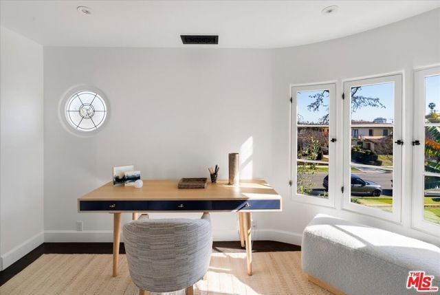 329 S Roxbury Drive, Beverly Hills, CA 90212