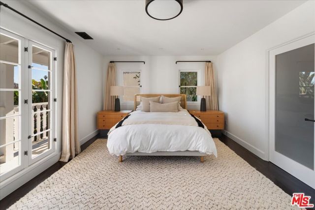 329 S Roxbury Drive, Beverly Hills, CA 90212