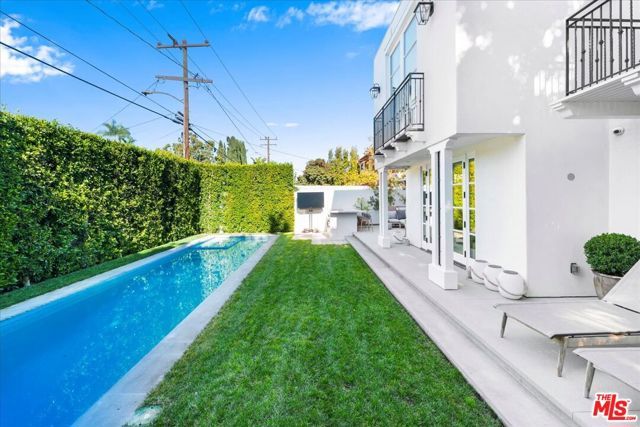 329 S Roxbury Drive, Beverly Hills, CA 90212