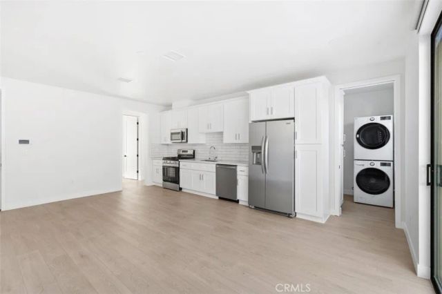 5061 Cartwright, North Hollywood, CA 91601