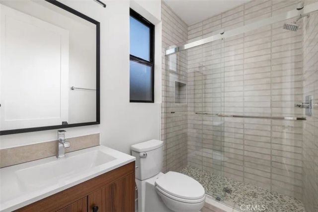 5061 Cartwright, North Hollywood, CA 91601