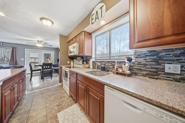 30 Edelweiss Drive, Woodridge, NY 12789