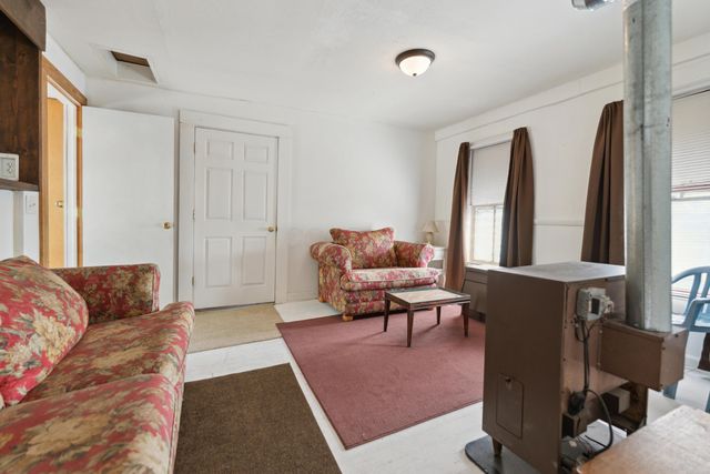 9 S 11th Street, Newark, OH 43055