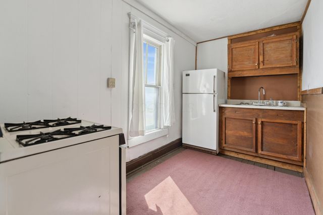 9 S 11th Street, Newark, OH 43055