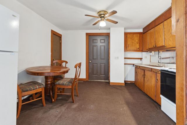 9 S 11th Street, Newark, OH 43055