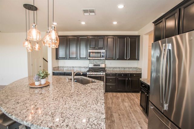 12528 Farlen Cir, Rancho Cordova, CA 95742