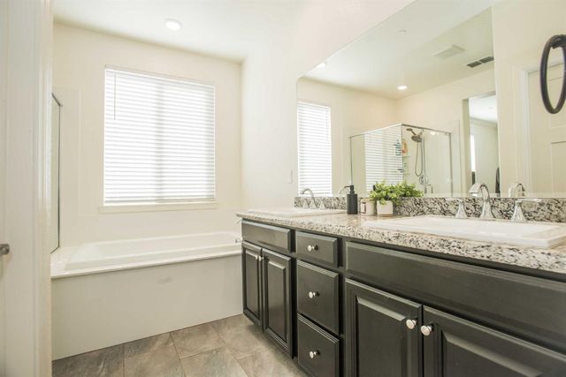 12528 Farlen Cir, Rancho Cordova, CA 95742