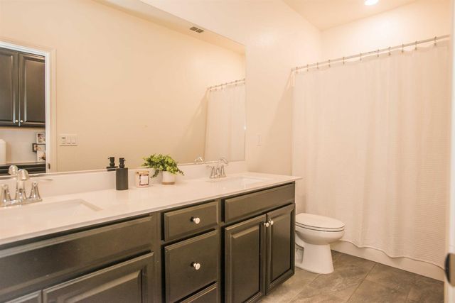 12528 Farlen Cir, Rancho Cordova, CA 95742